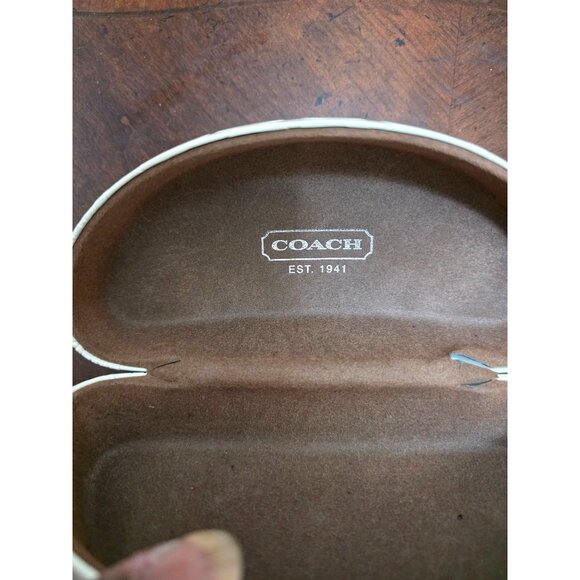 Coach Ivory Hard Shell Eyeglass Case Embossed Signature Pattern - Picture 5 of 7